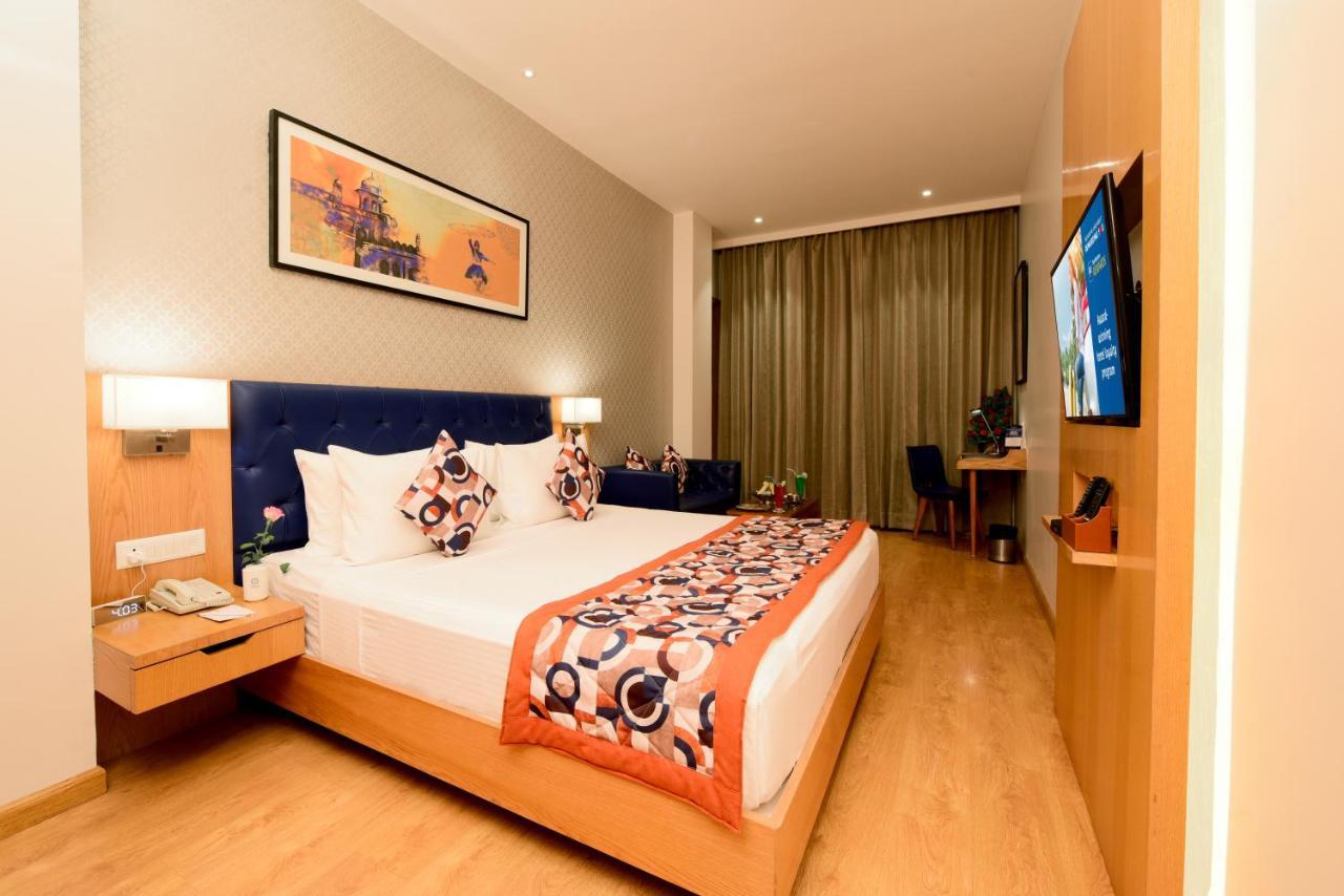 Surestay By Best Western Model Town Amritsar Exterior foto