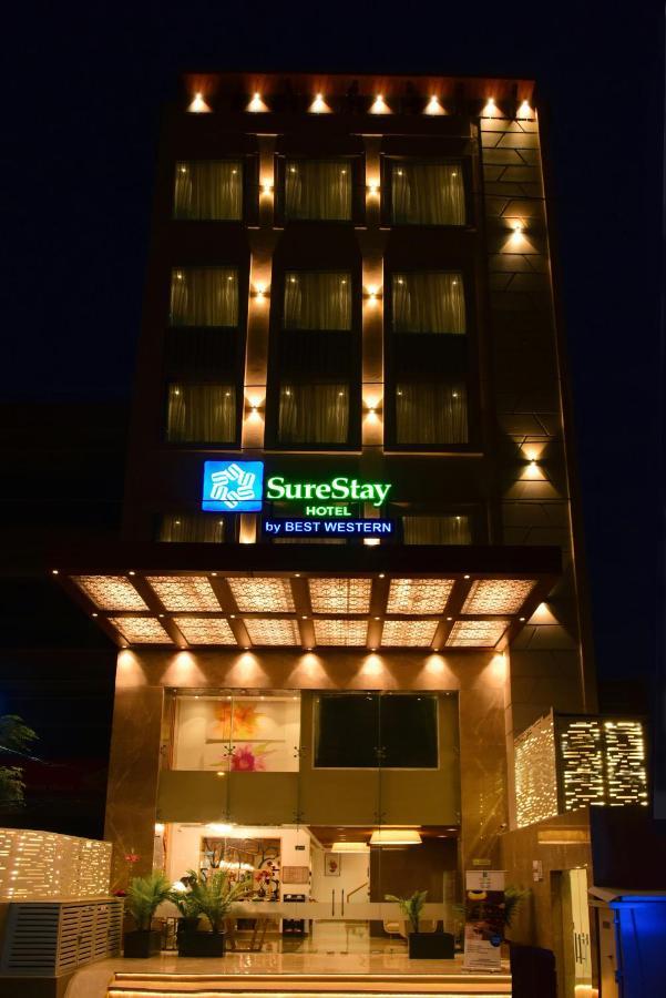 Surestay By Best Western Model Town Amritsar Exterior foto