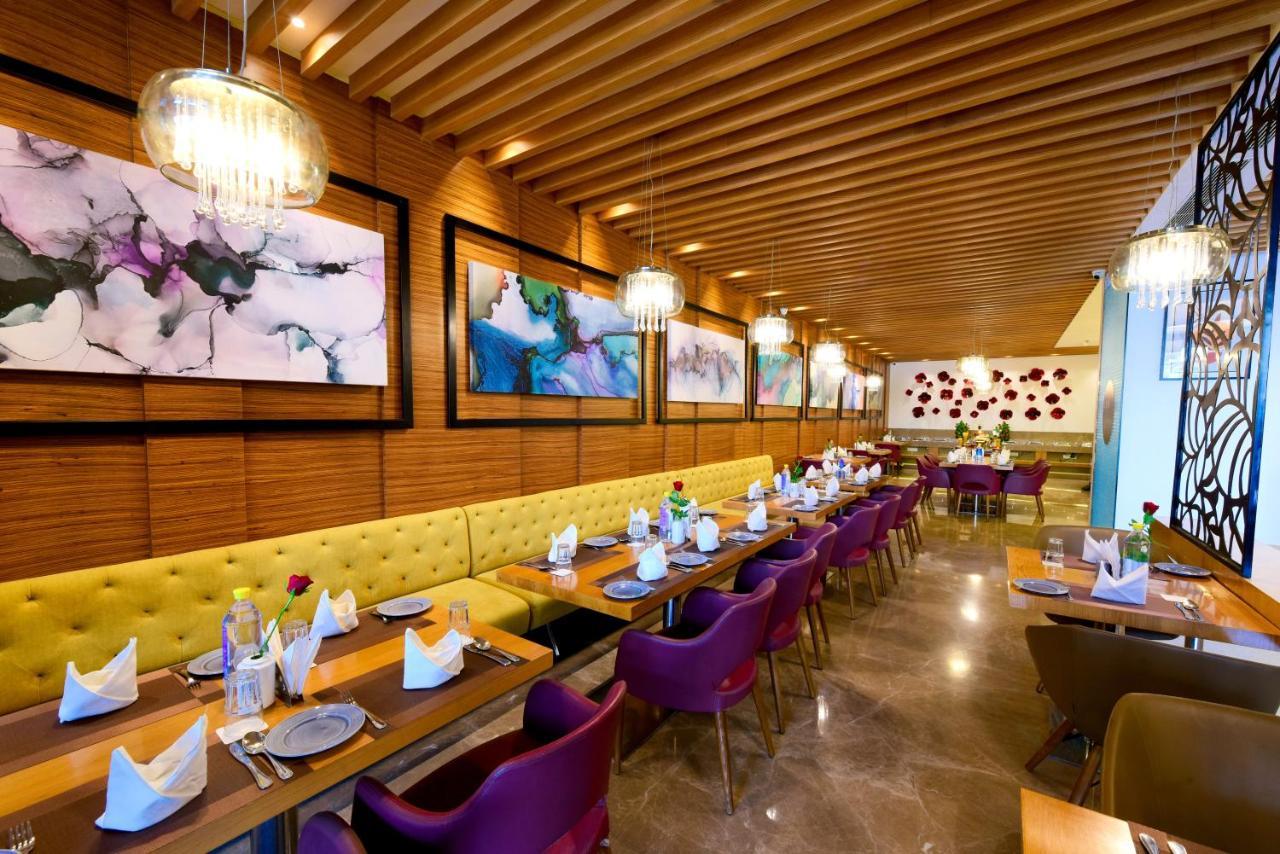 Surestay By Best Western Model Town Amritsar Exterior foto